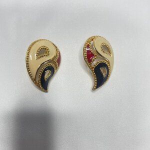 Handkerchief Pattern Earrings Drop Red Cream Pierced